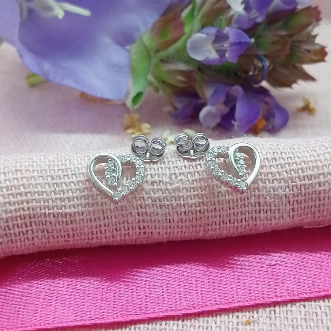 HEART design earrings.