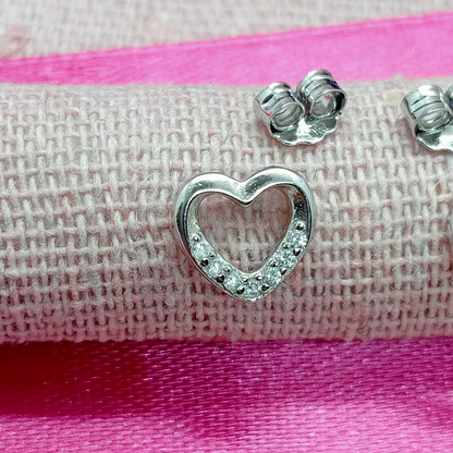 HEART design earrings.